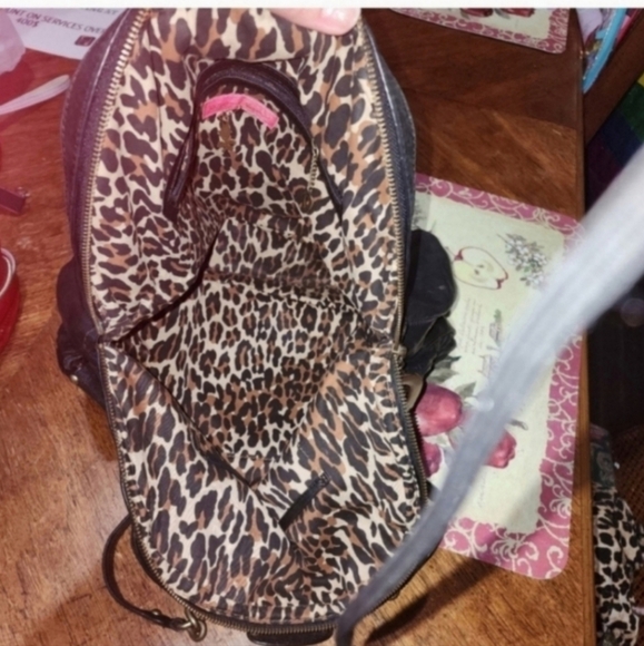 🍂🍁HTF Y2K Vintage 100% real leather betsey johnson western bag - Picture 8 of 11